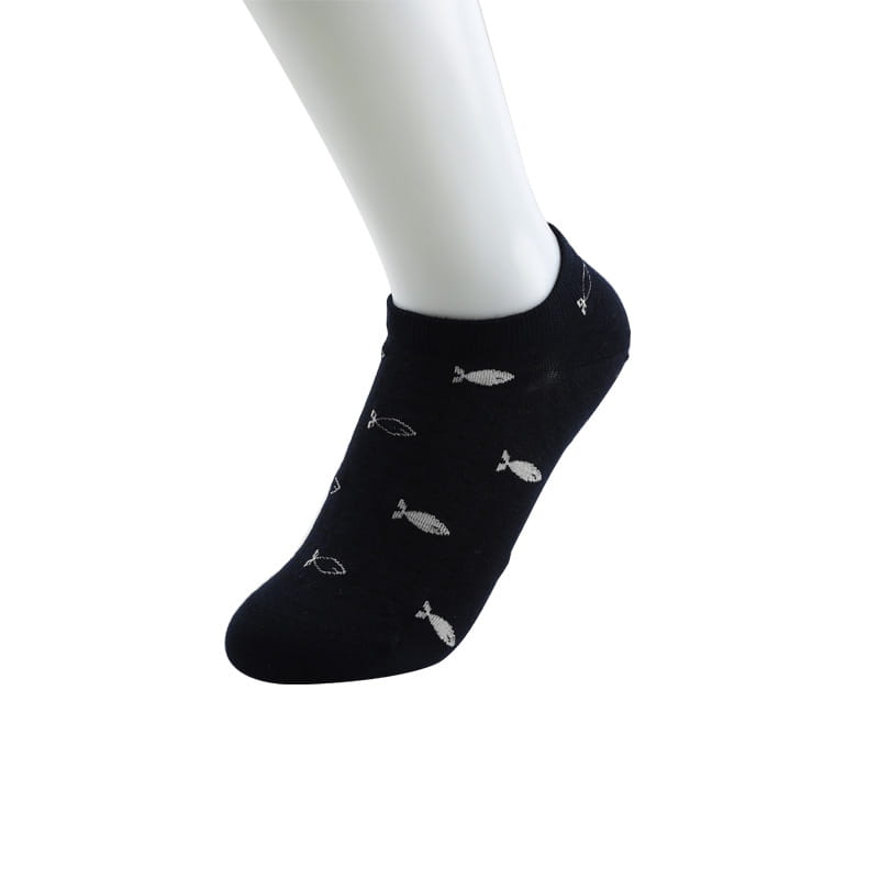 Casual et commodus super piscem sericum mollem florem manus sutura socks feminae navi