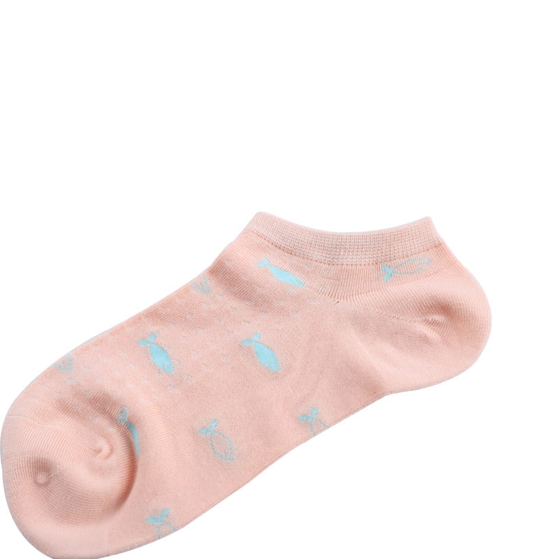 Casual et commodus super piscem sericum mollem florem manus sutura socks feminae navi