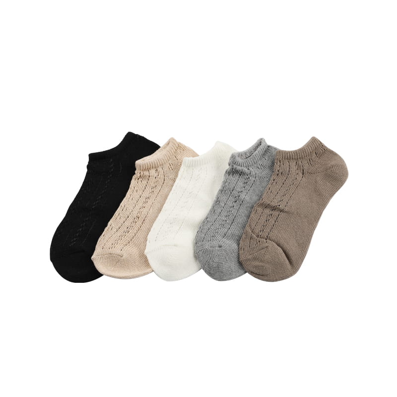 Casual et commodus super piscem sericum mollem florem manus sutura socks feminae navi