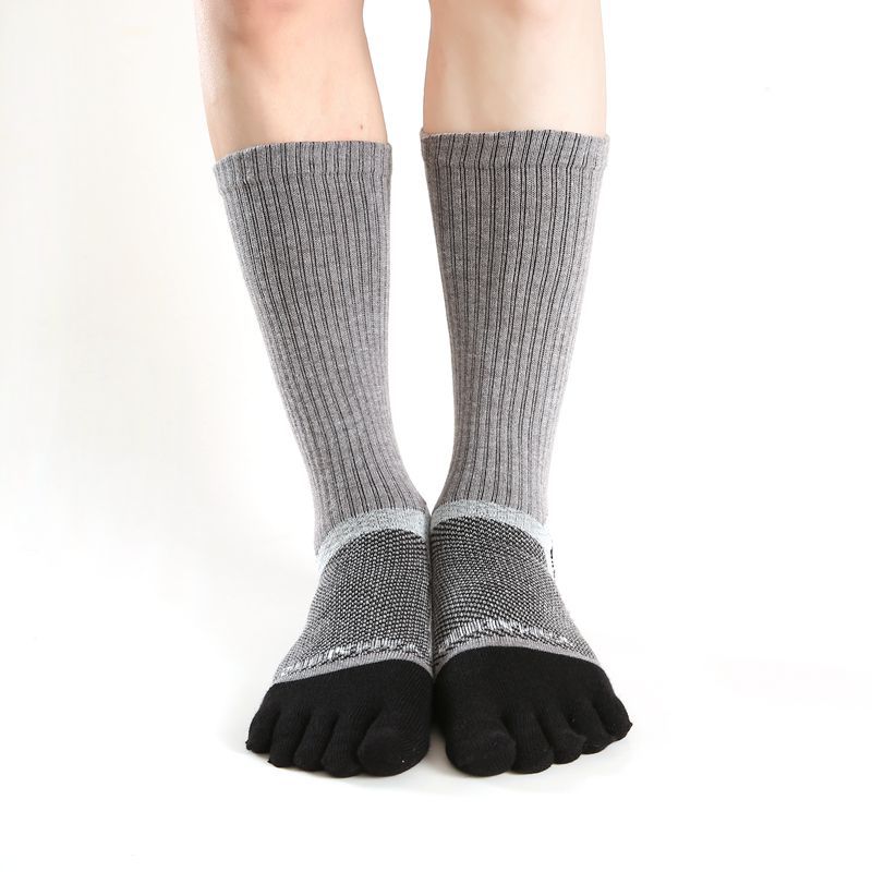 Custom Separation Non Slip Fashion Compression Men's Five Finger Running Toes Socks