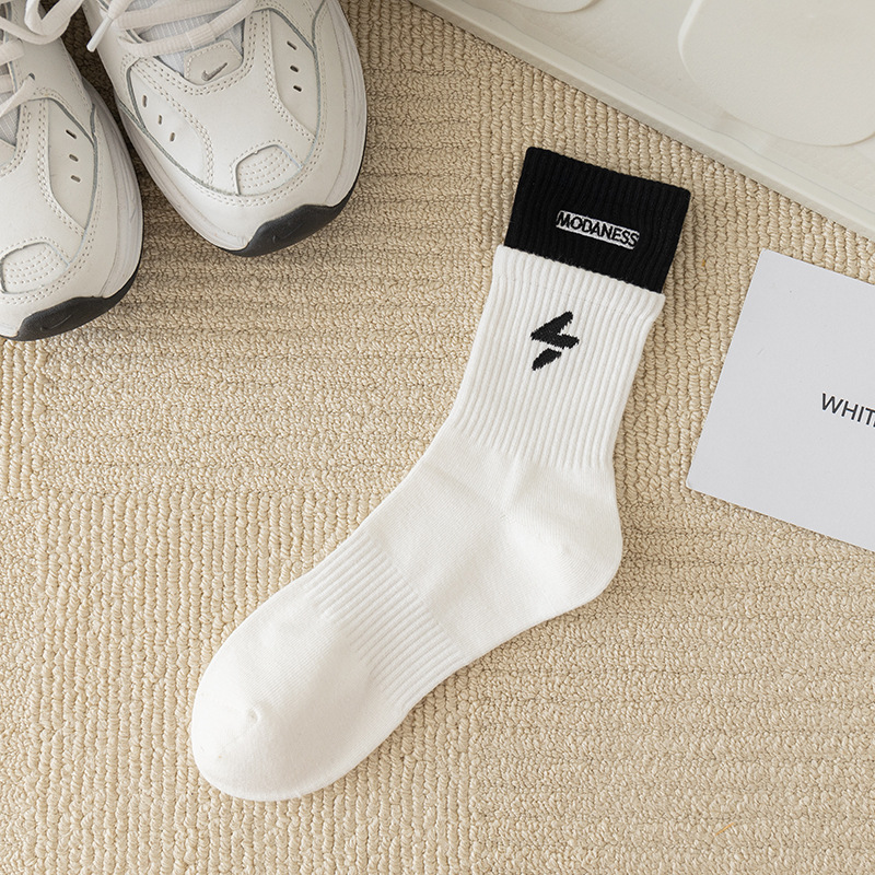 cotton currens sneaker high quality custom skateboard sport socks custom logo